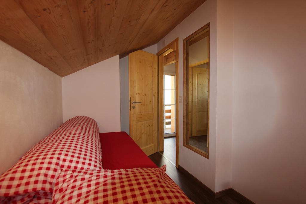 Chalet Daheim Reckingen Exterior photo